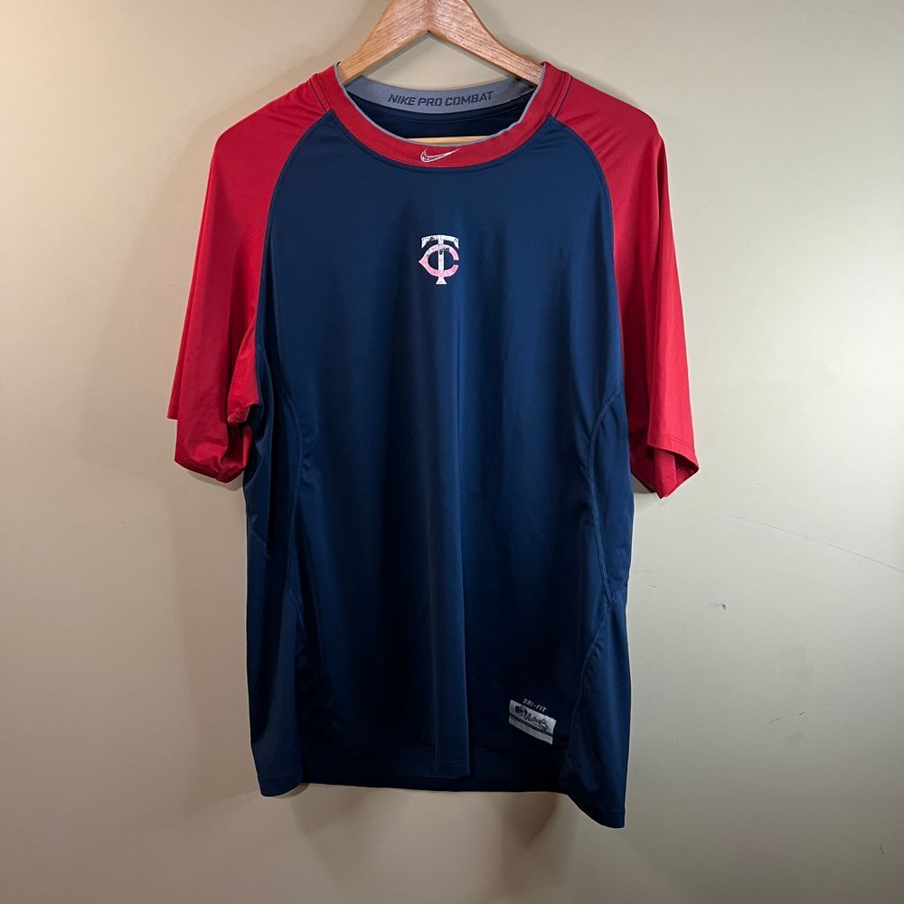 Minnesota Twins Nike Pro Combat T-Shirt - Mens XXL